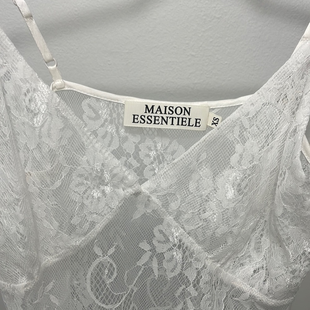 NEW never worn white lace slip. Gorgeous piece and sold out online. Size xs.
